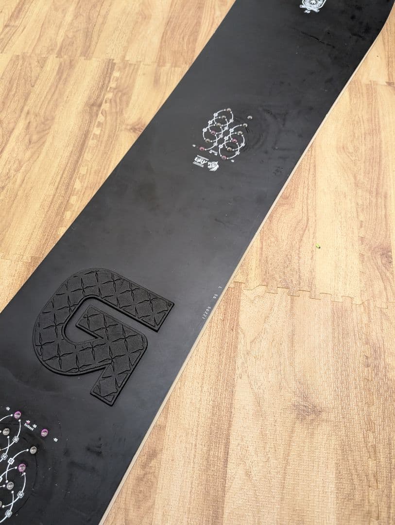 GRAY LOVEBUZZ 156cm パウダー　スノーボード