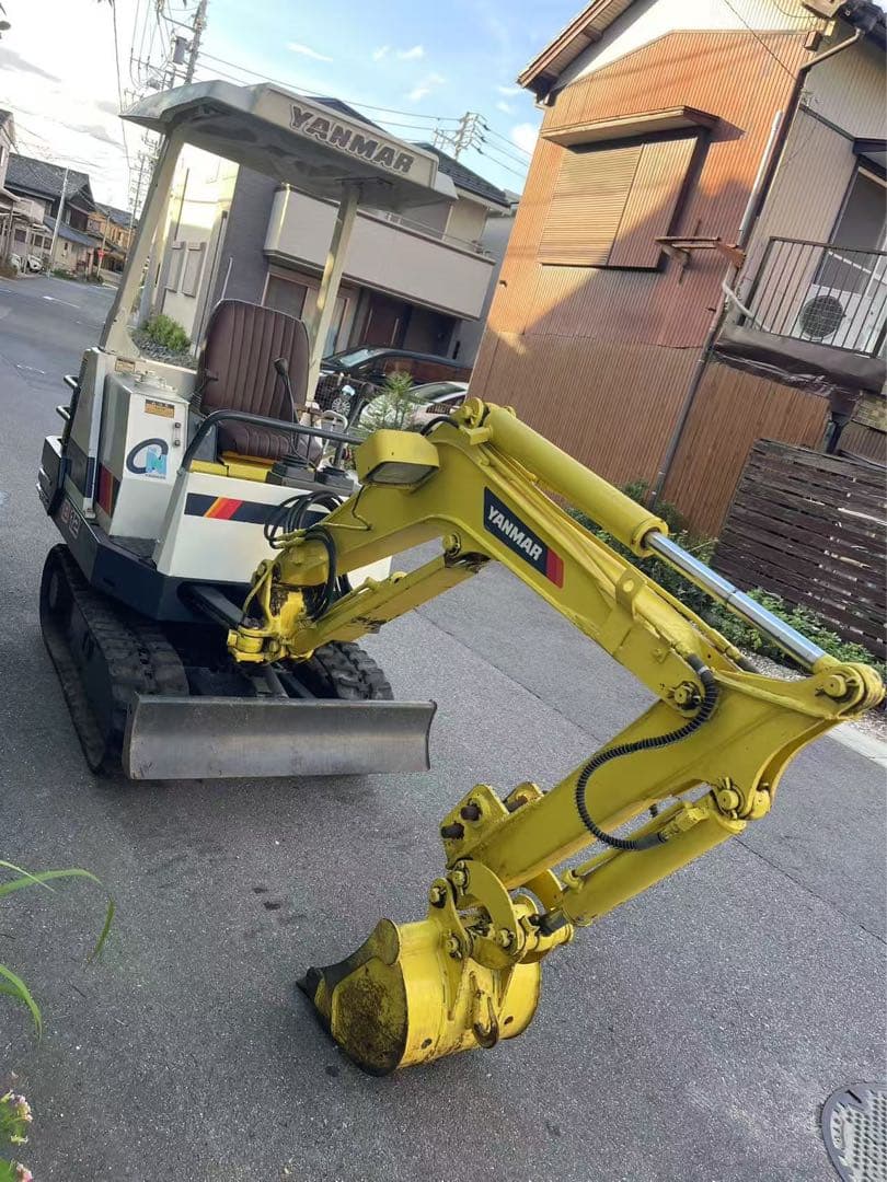 ヤンマー B12 ミニユンボ 横旋回 ライト点灯確認済 油圧ショベル 中古