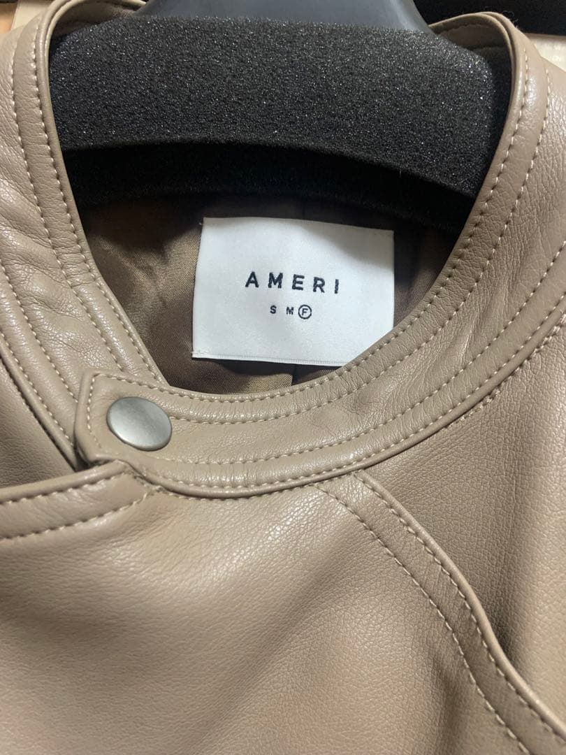 ジャケット・アウター AMERI VINTAGE RETRO FAKE LEATHER JACKET