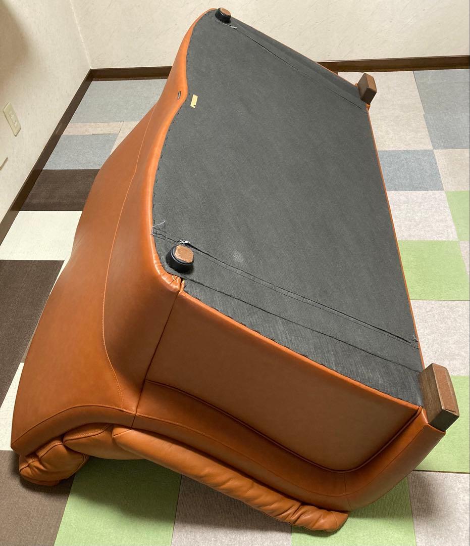 カリモク　ブラウンレザー 2人掛けソファ