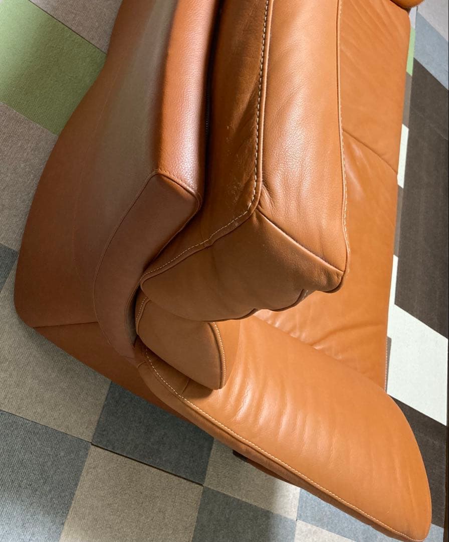 カリモク　ブラウンレザー 2人掛けソファ