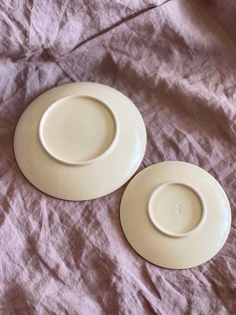 ●新品　クロスアンドクロス別注　鳥獣戯画プレート　2枚　ハグオーワー