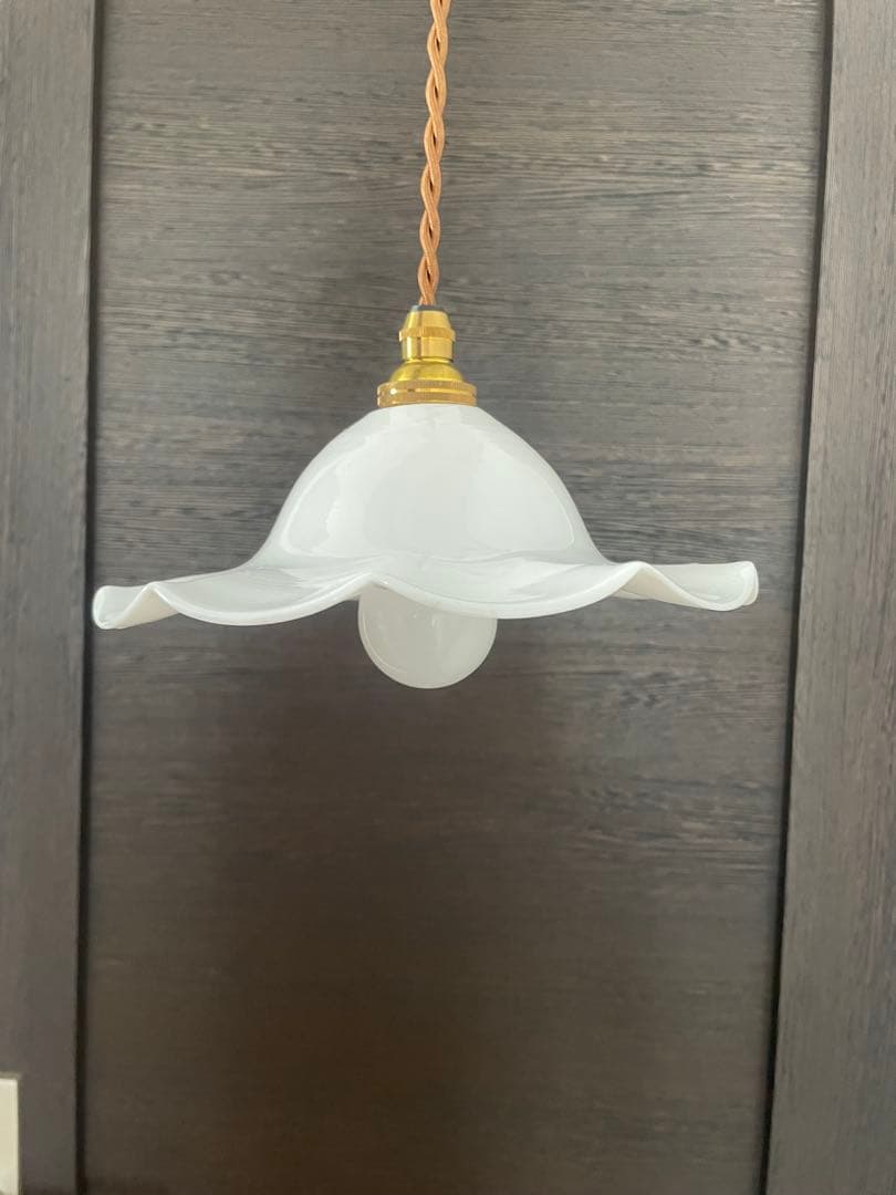 フランスのアンティークミルクシェード照明 1930年代