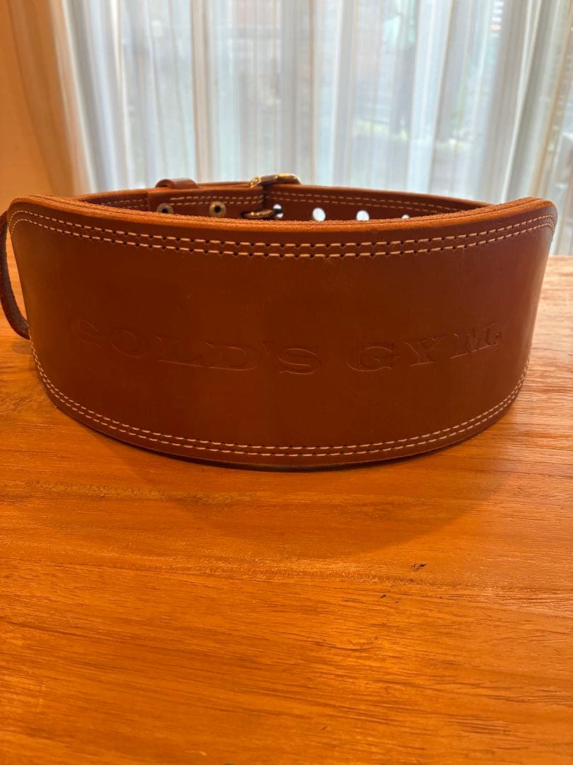 美品！GOLD'S GYM プロレザーベルト　Mサイズ　ゴールドジム　筋トレ