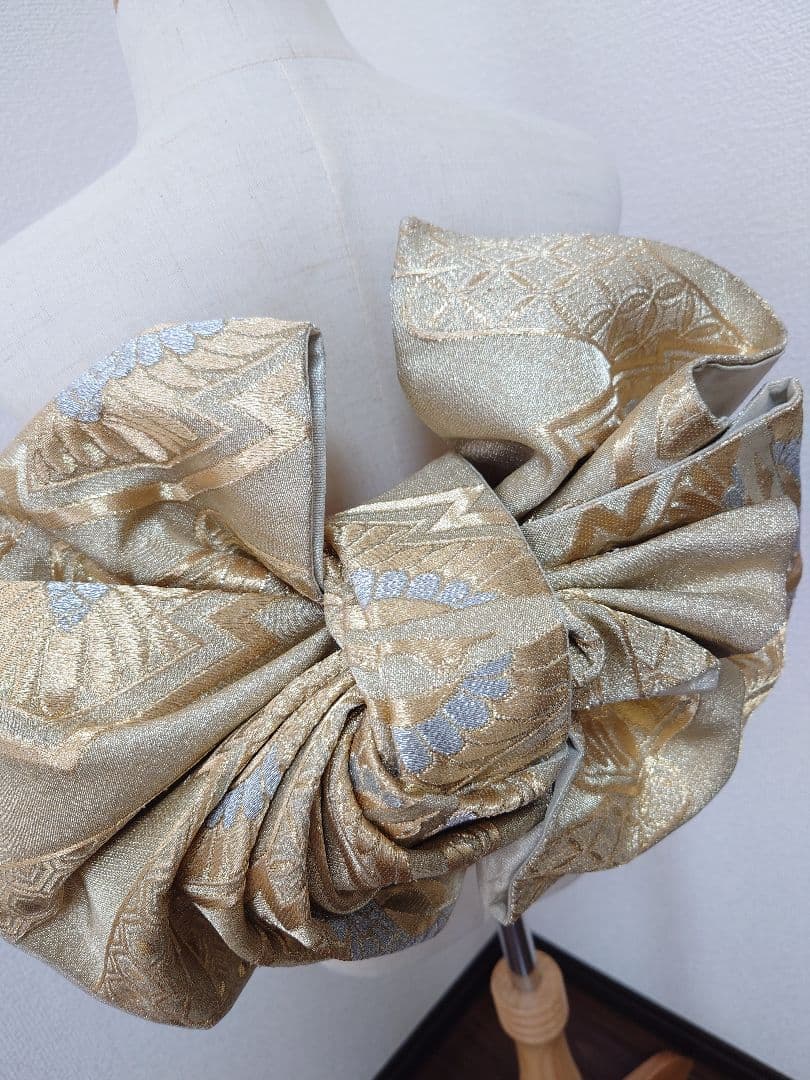 七五三　ハーフ成人式　ジュニア帯　大人用袋帯からの作り帯　1点物 鶴柄　金系