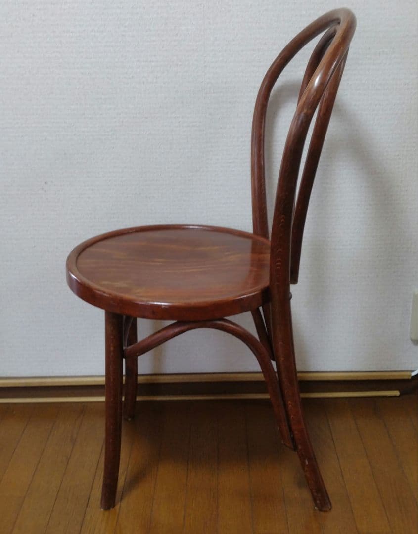 ベントウッドチェア　曲ぎ木チェア　アンティーク　ヴィンテージ　ルーマニア製