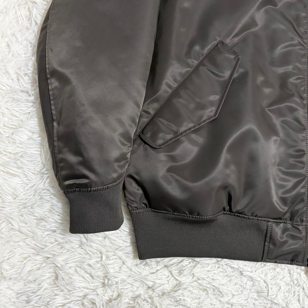 【極美品】UNIQLO +J ハイブリッドダウンオーバーサイズMA-1 グレー