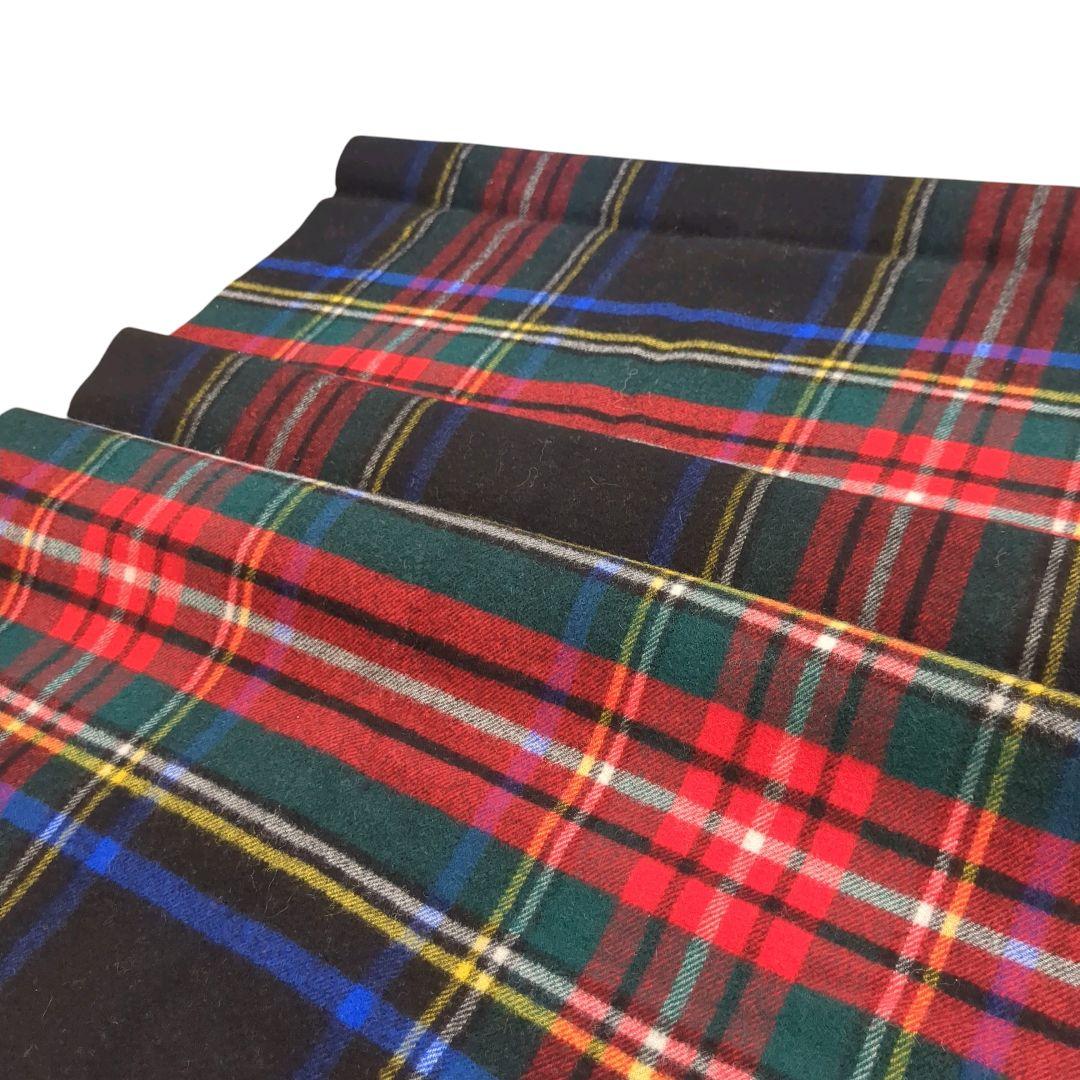 【美品/国内正規品】ジョンストンズ 現行タグ 大判ストール ブラックスチュワート