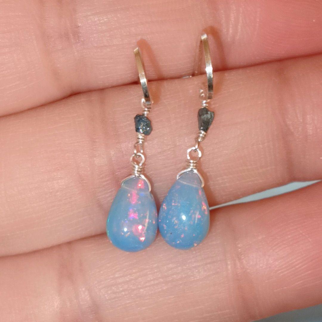 シルバー925 ブルーオパとブルーダイヤモンドピアス