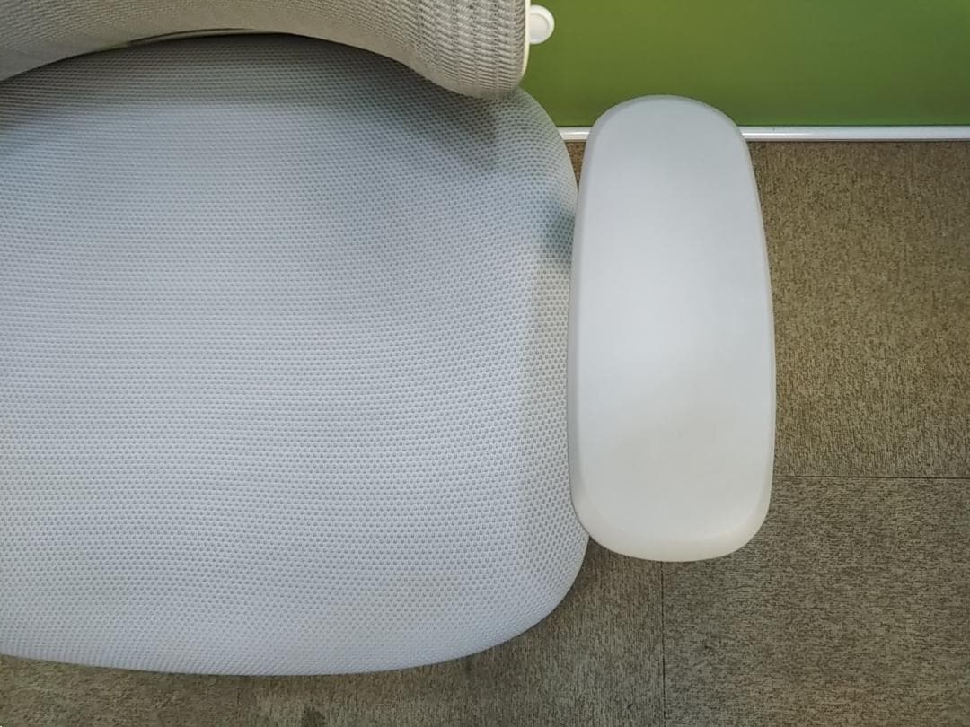 bm　オカムラ　シルフィーチェア　前傾機能　ハイバック　メッシュタイプ　中古