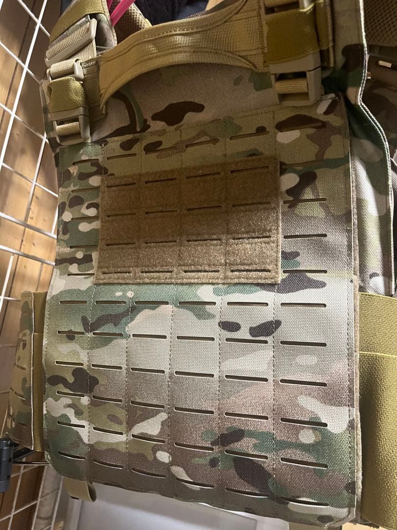 プレートキャリア　マルチカム 未使用