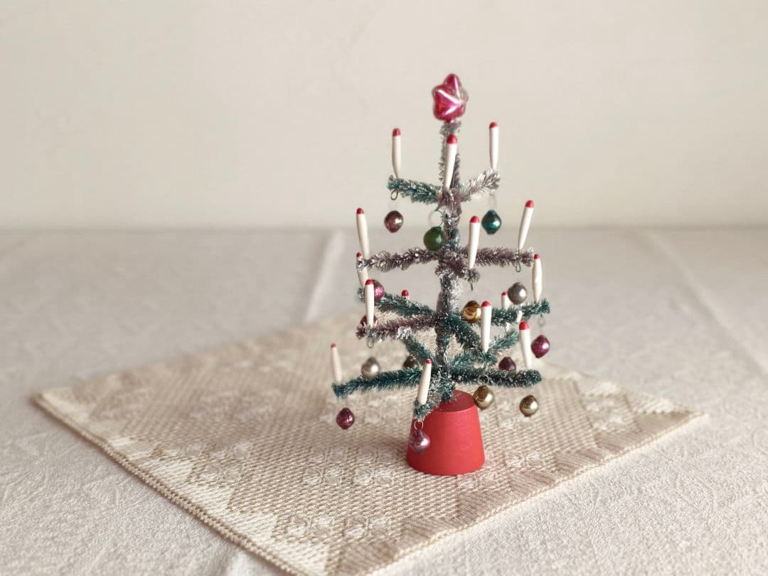 * vintage tree ✵* 星のツリートップのついた クリスマスツリー