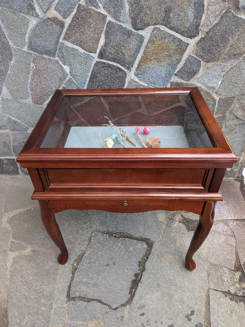 猫脚ガラスディスプレイテーブル ショーケース　最終値下げ