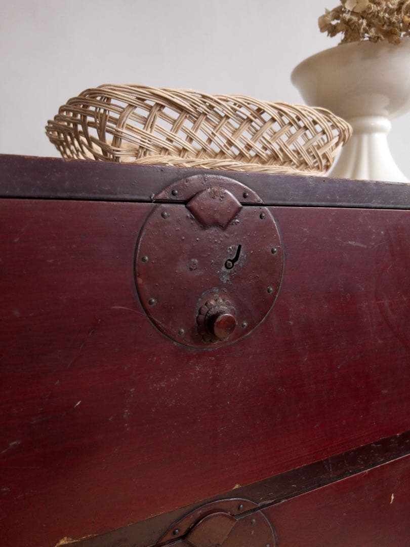 和箪笥　漆　M054　古道具　古家具　和家具　ビンテージ　アンティーク　レトロ