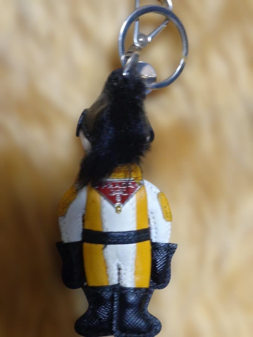 プラダ　ヒーローキャラクター キーホルダー