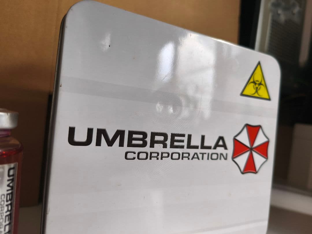 バイオハザード　アンブレラ　T ウイルス　レプリカ　セット　biohazard