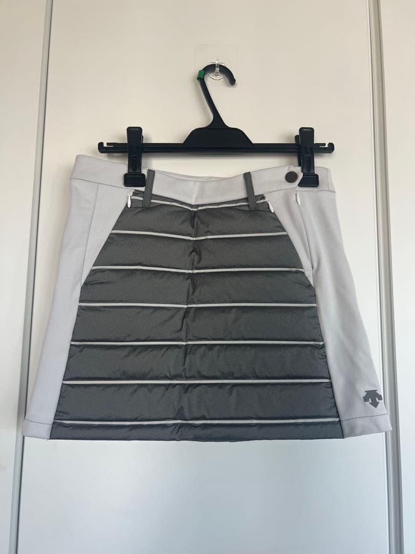 DESCENTE GOLF　デサントゴルフ　エアーポケットダウンスカート　M