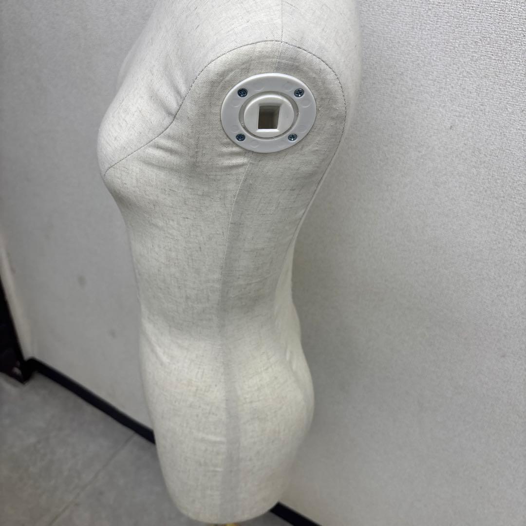 レディーストルソー　可動式アーム付きトルソー 店舗用品 什器