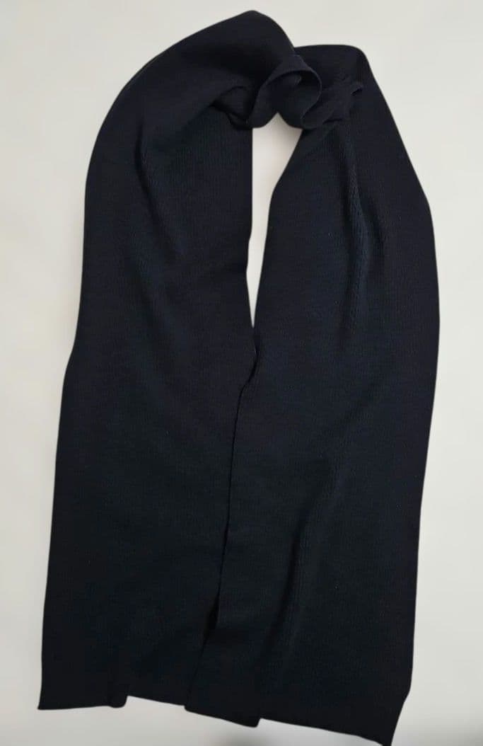 【最終値下げ】MONCLER ブラック マフラーレディースメンズ