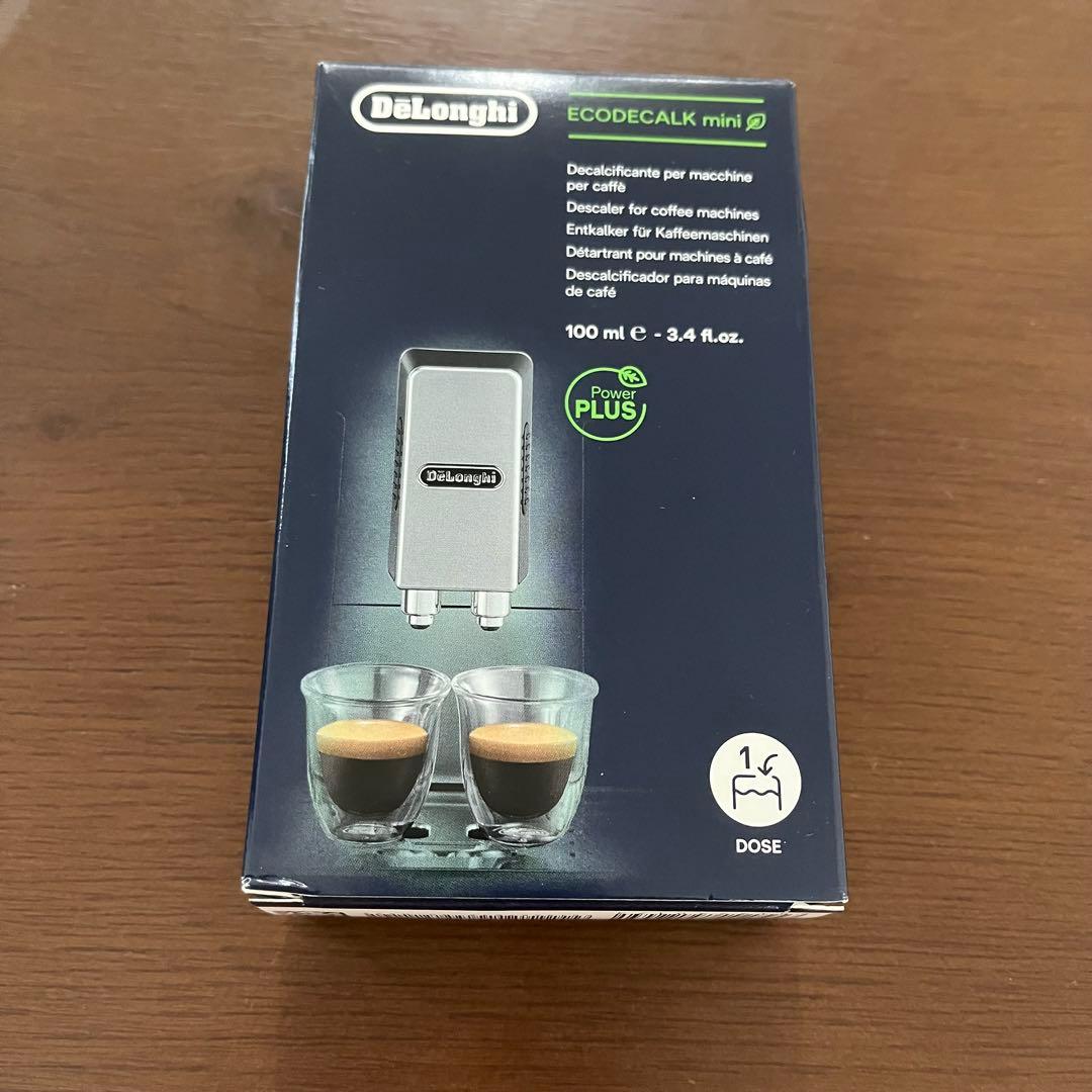 デロンギ　エスプレッソマシン DeLonghi ECP3220J-W ホワイト