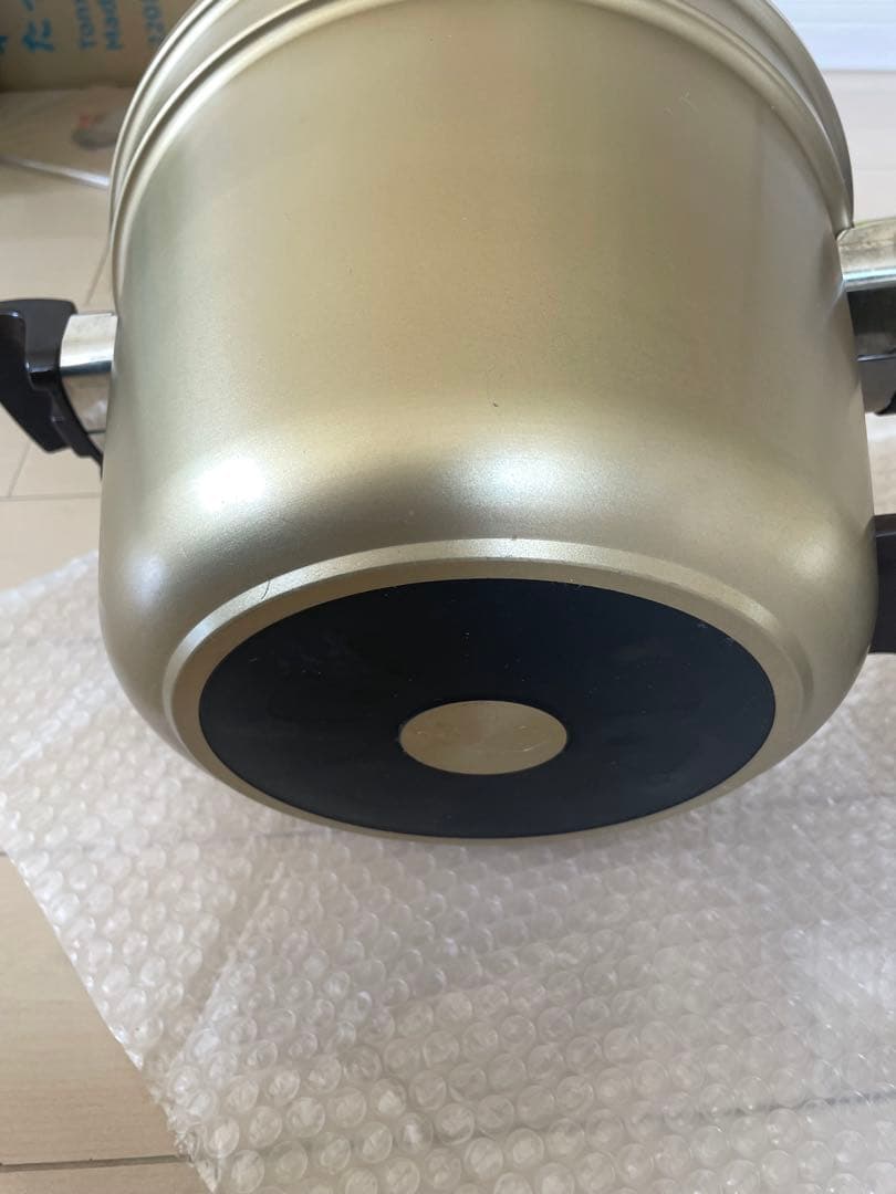 しばのキッチン　IH対応ゴールド両手鍋 2個セット！