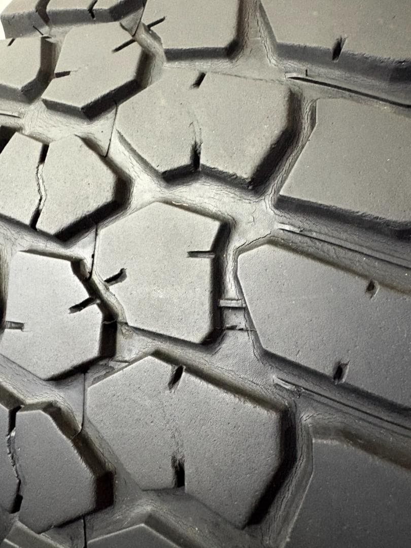 【訳あり特価】BFグッドリッチ マッドテレーン KM2 285/75R16 4本