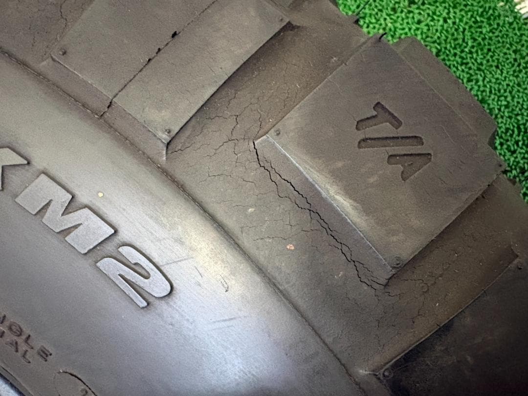 【訳あり特価】BFグッドリッチ マッドテレーン KM2 285/75R16 4本