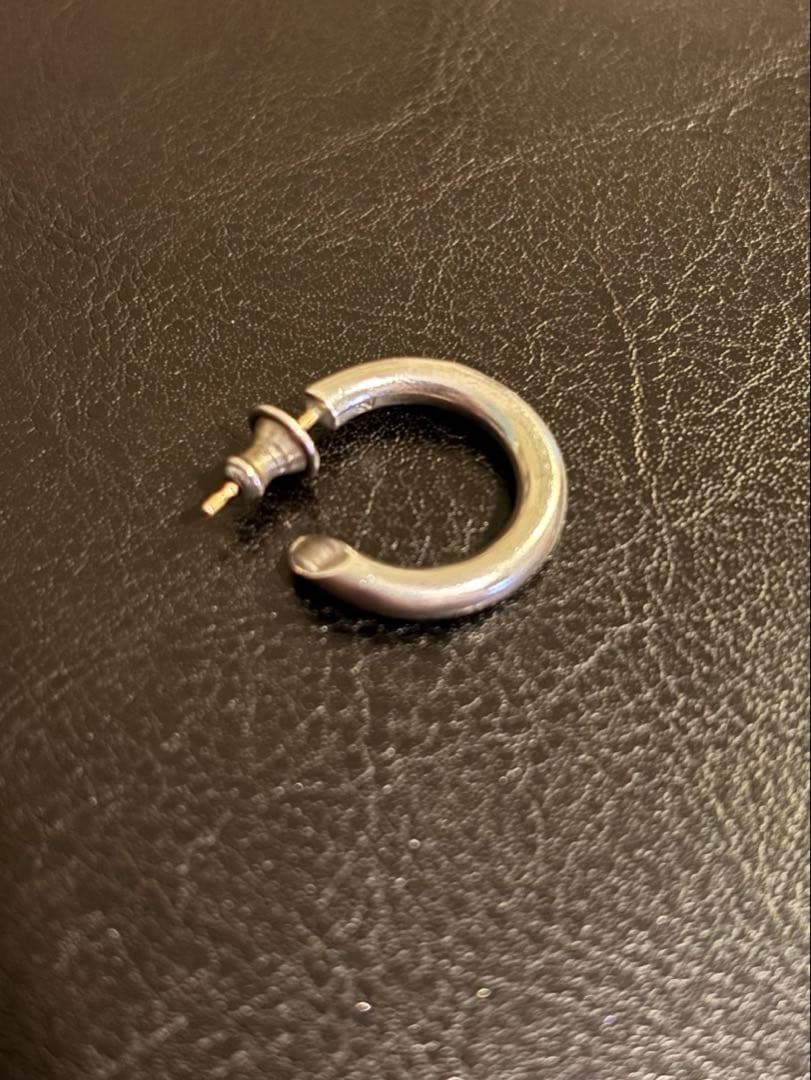 キャリアリング　ピアス