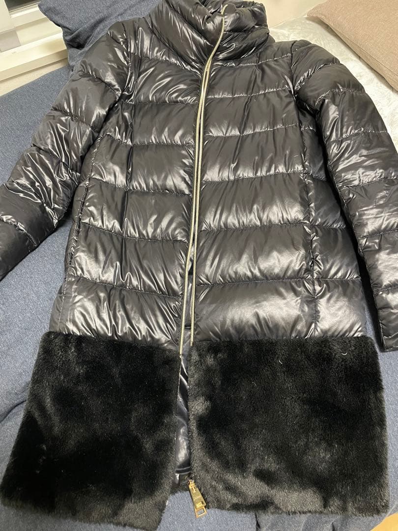 Herno ブラック エコファーダウンジャケット40