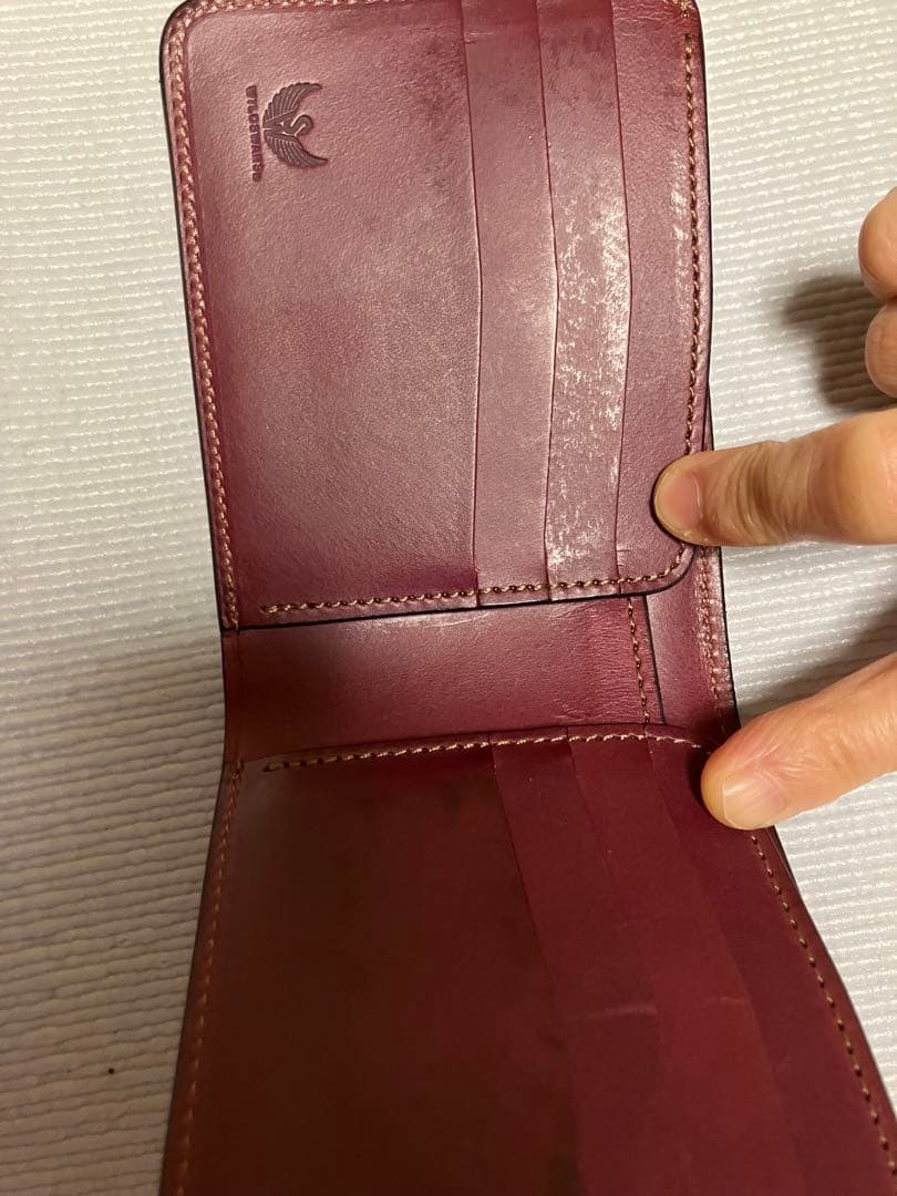 WILDSWANS 二つ折り財布 ウィングス ブラック&バーガンディー