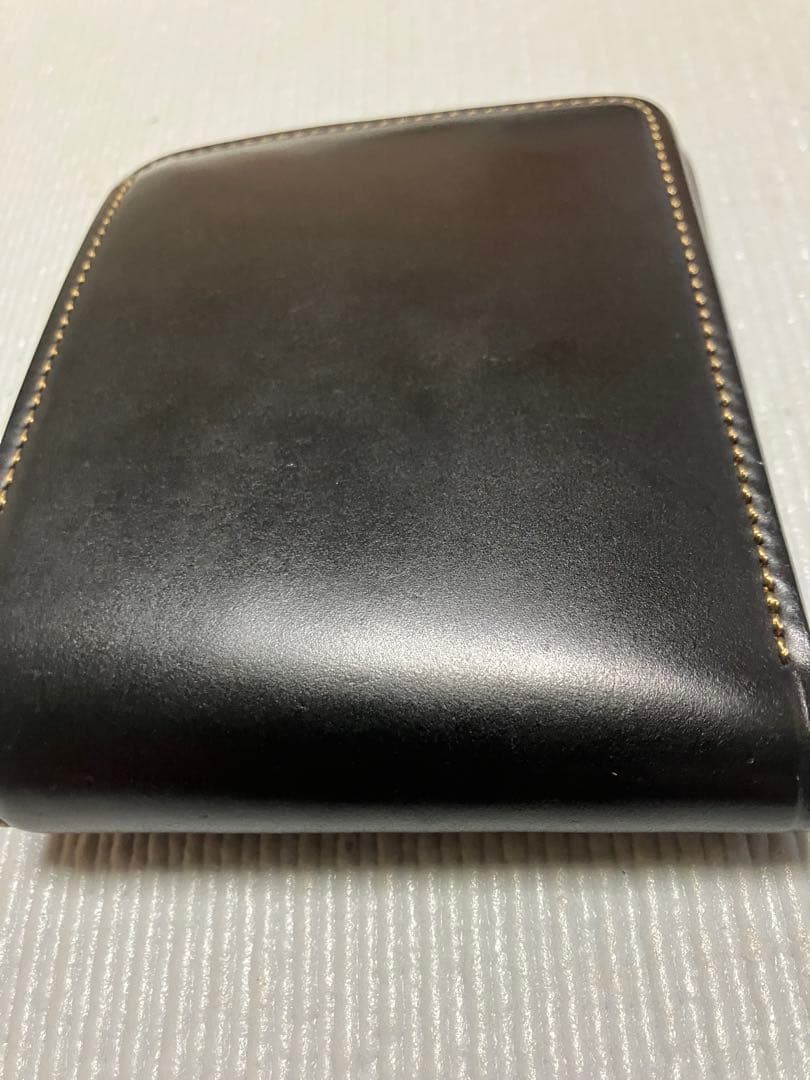 WILDSWANS 二つ折り財布 ウィングス ブラック&バーガンディー