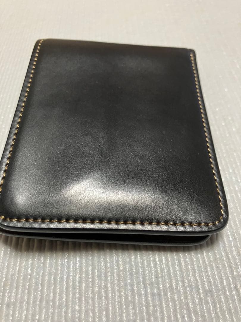 WILDSWANS 二つ折り財布 ウィングス ブラック&バーガンディー