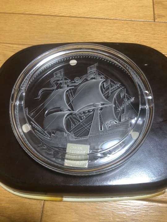 ラリック Lalique 帆船の書かれた灰皿