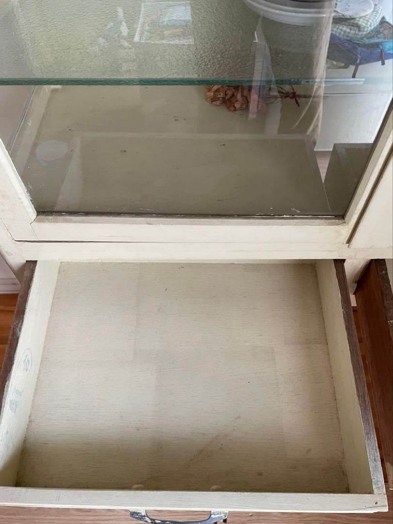 K．　【引取り希望】アンティーク　医療棚　キャビネット 　ケビント