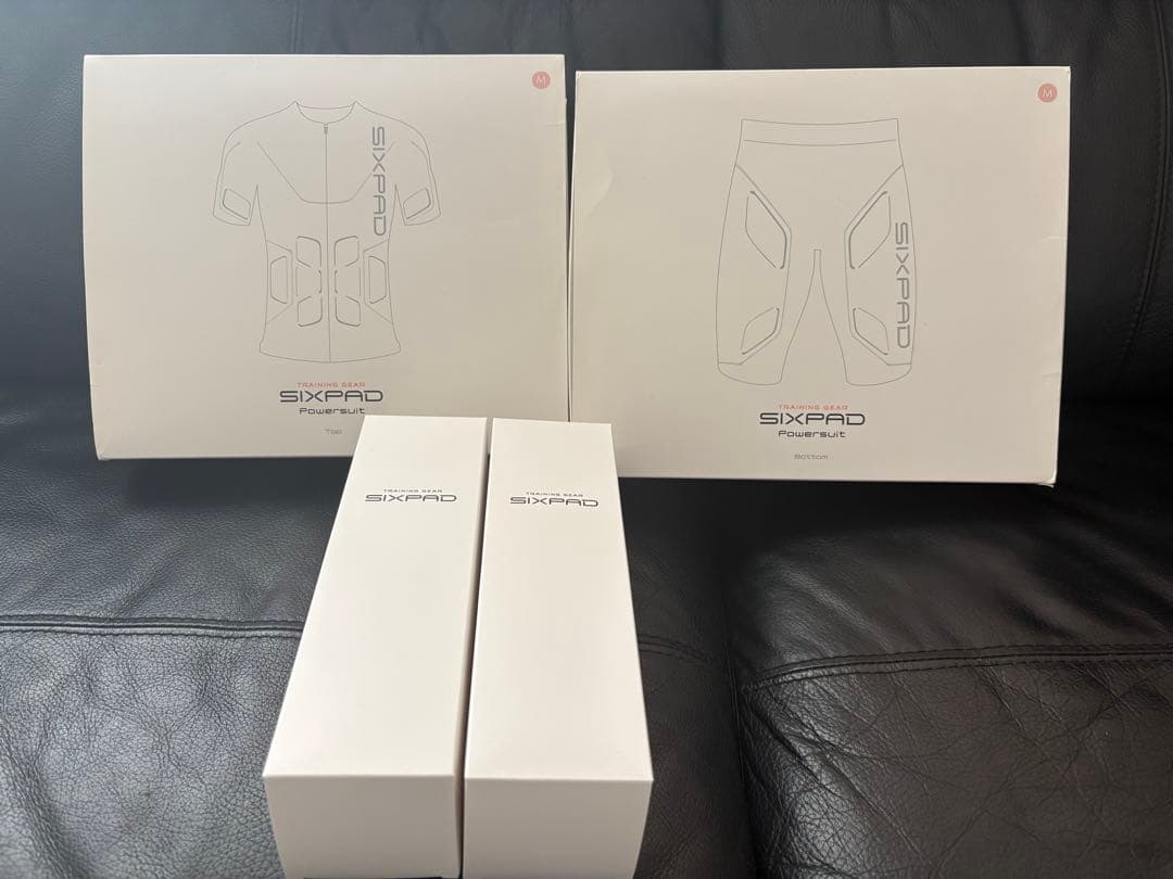 美品 SIXPADパワースーツ 上下セット レディース　Mサイズ 動作確認済