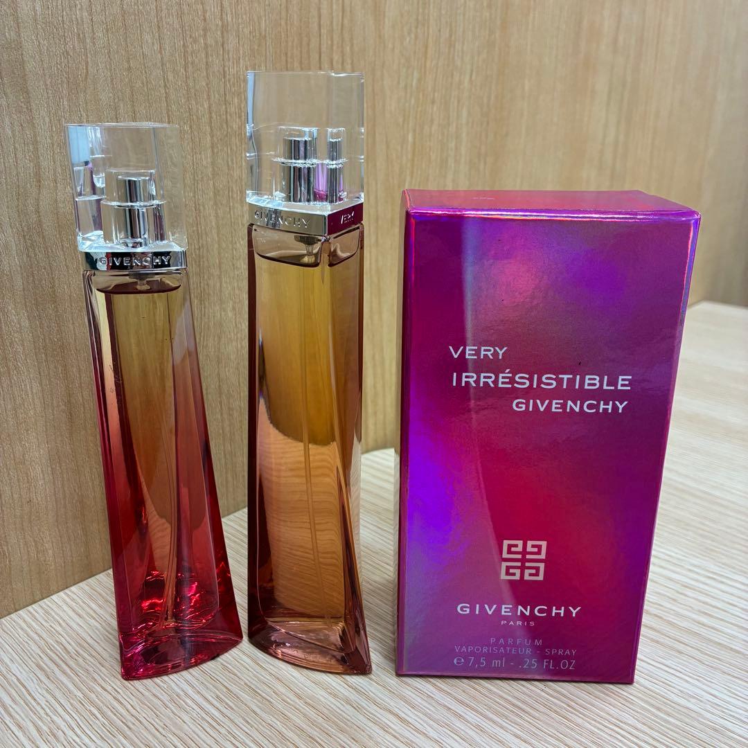 □ジバンシイ　ヴェリィ イレジスティブル ジバンシイ 　3点セット　②