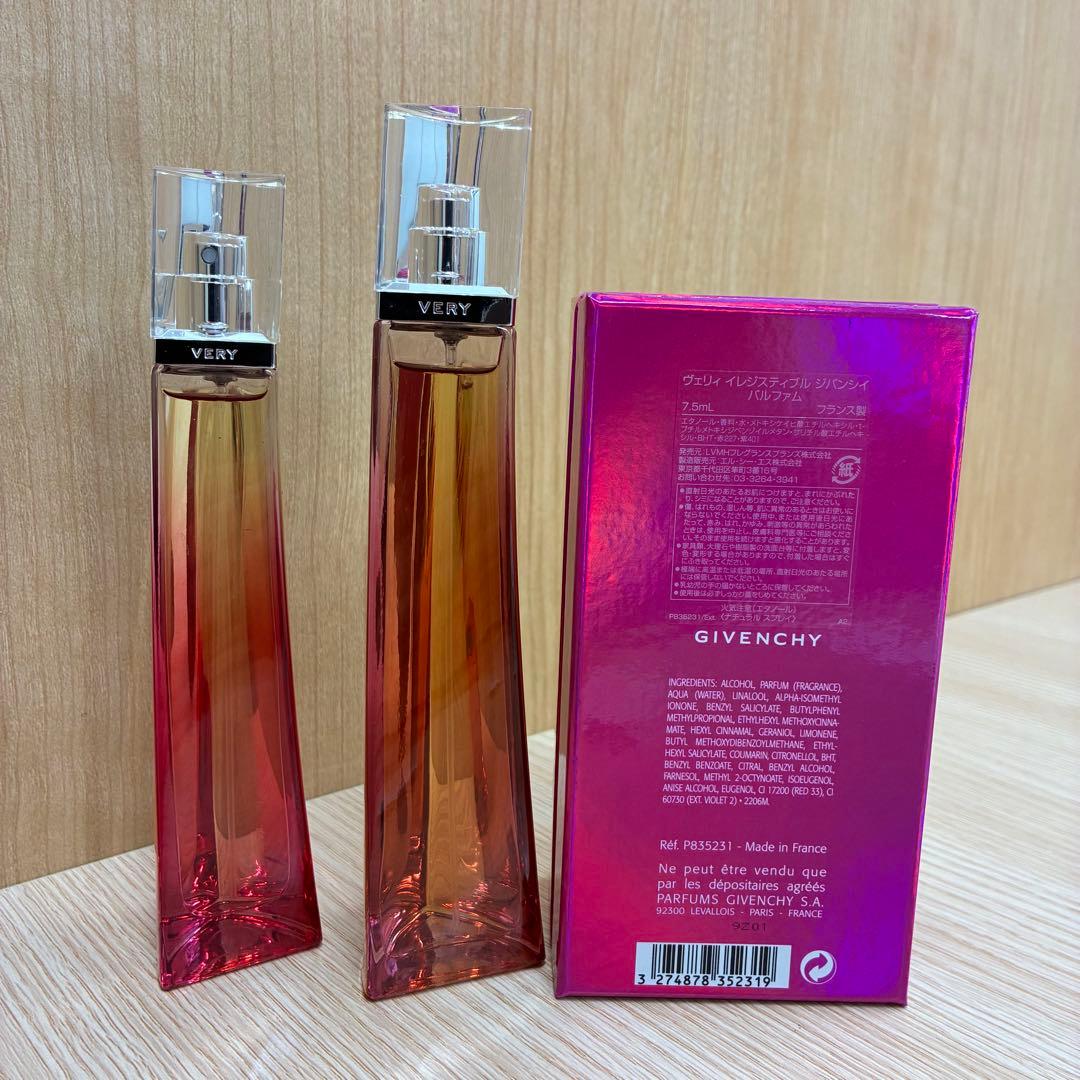 □ジバンシイ　ヴェリィ イレジスティブル ジバンシイ 　3点セット　②