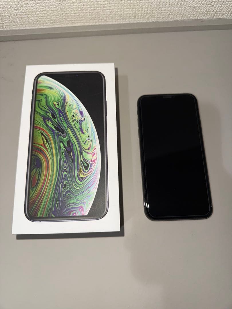 iPhone XS スペースグレー 256GB