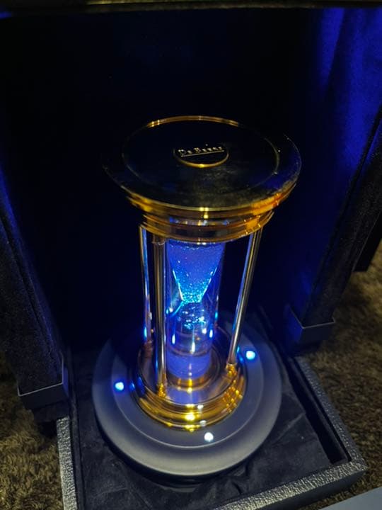 De Beers デビアス　ミレニアムアワーグラス