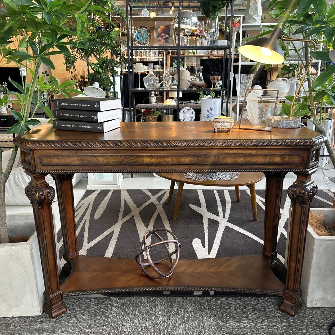 クラシック木製　コンソールテーブル　アンティーク調