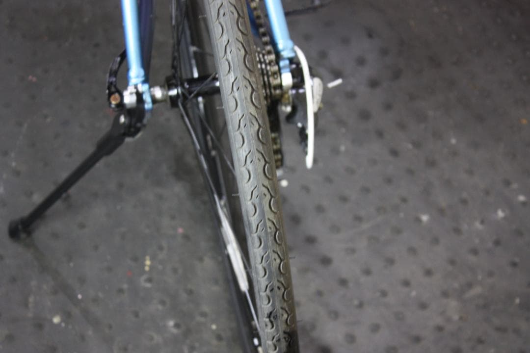 GIANT ESCAPE R3 700C 24速 500mm 青色 クロスバイク