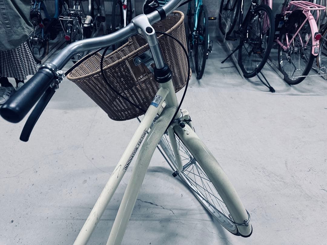 シティサイクル　カゴ付き