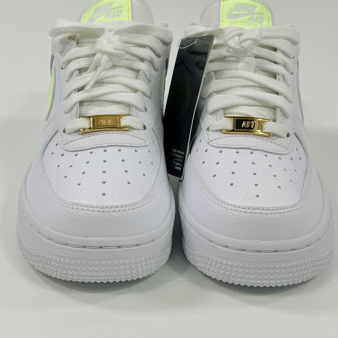 NIKE WMNS AIR FORCE 1'07 24cm デッドストック