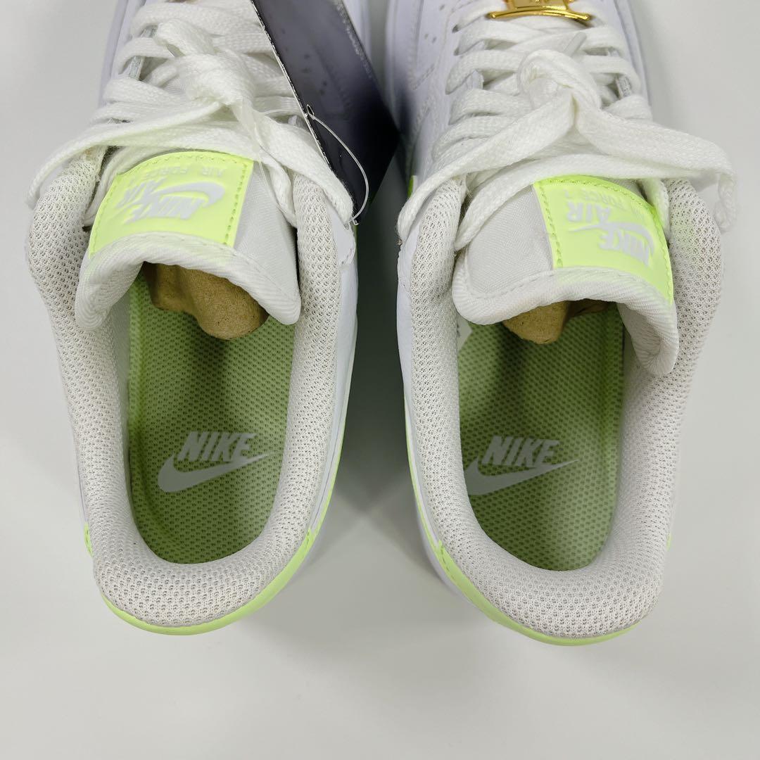 NIKE WMNS AIR FORCE 1'07 24cm デッドストック
