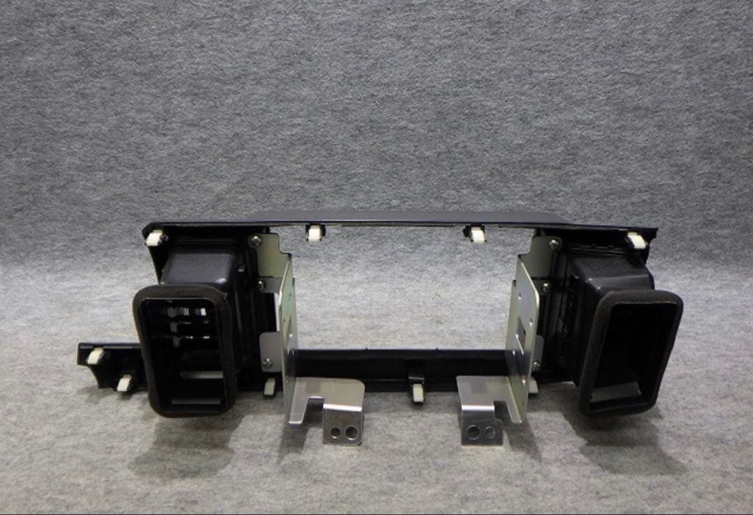 ホンダ　ステップワゴン RK オーディオパネル 9インチ純正ナビパネル　美品