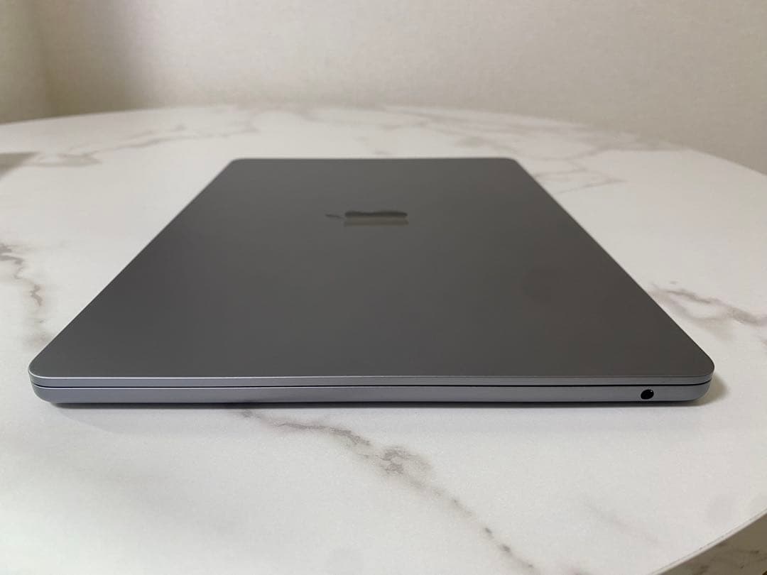 【美品】MacBookAir M2 13.6インチ2022バッテリー99%