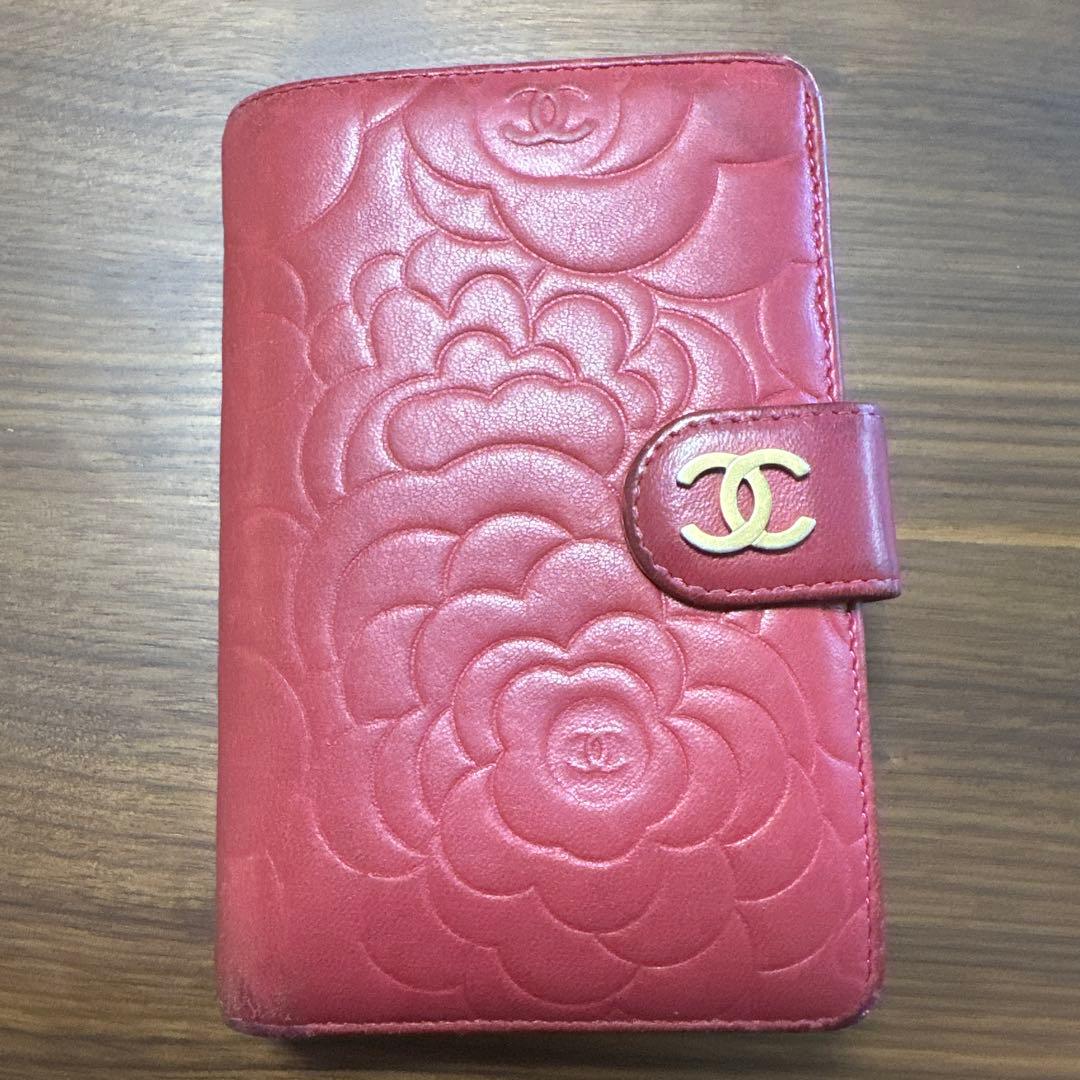 CHANEL カメリア ピンク 二つ折りコンパクト財布　二つ折り財布　フラワー