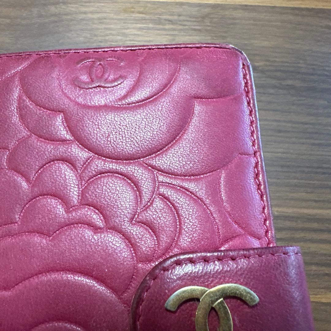 CHANEL カメリア ピンク 二つ折りコンパクト財布　二つ折り財布　フラワー