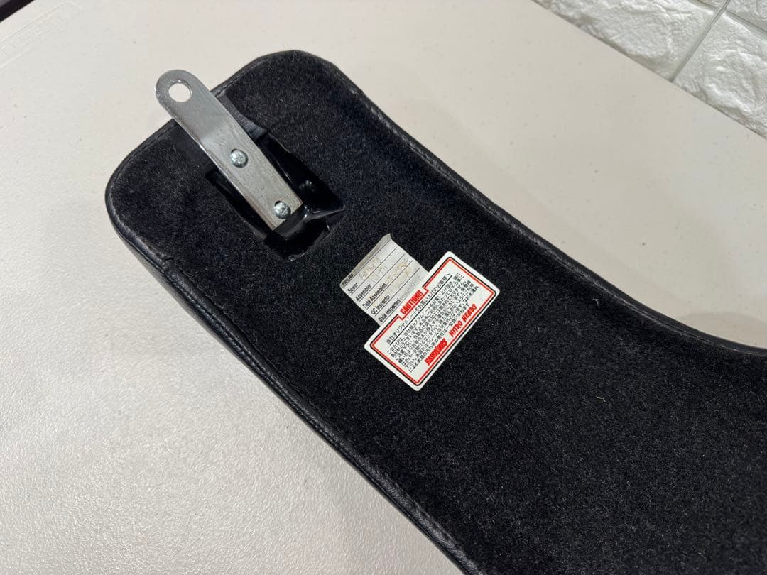 イージーライダース　スポーツスター　ハーレー　XL 883 コブラ　シート