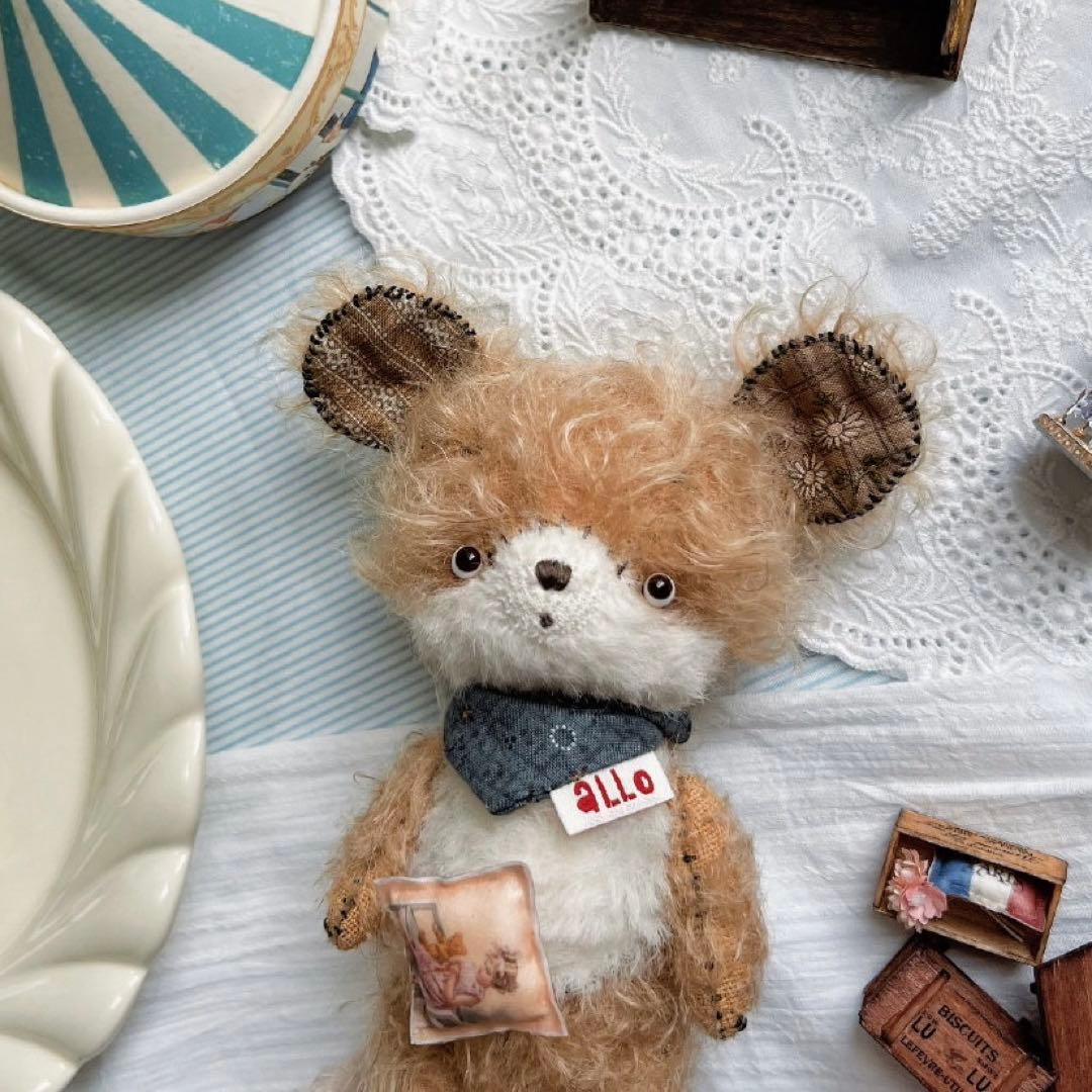 興味津々ネズミちゃん アーティストベア テディベア 海外作家様 ハンドメイド